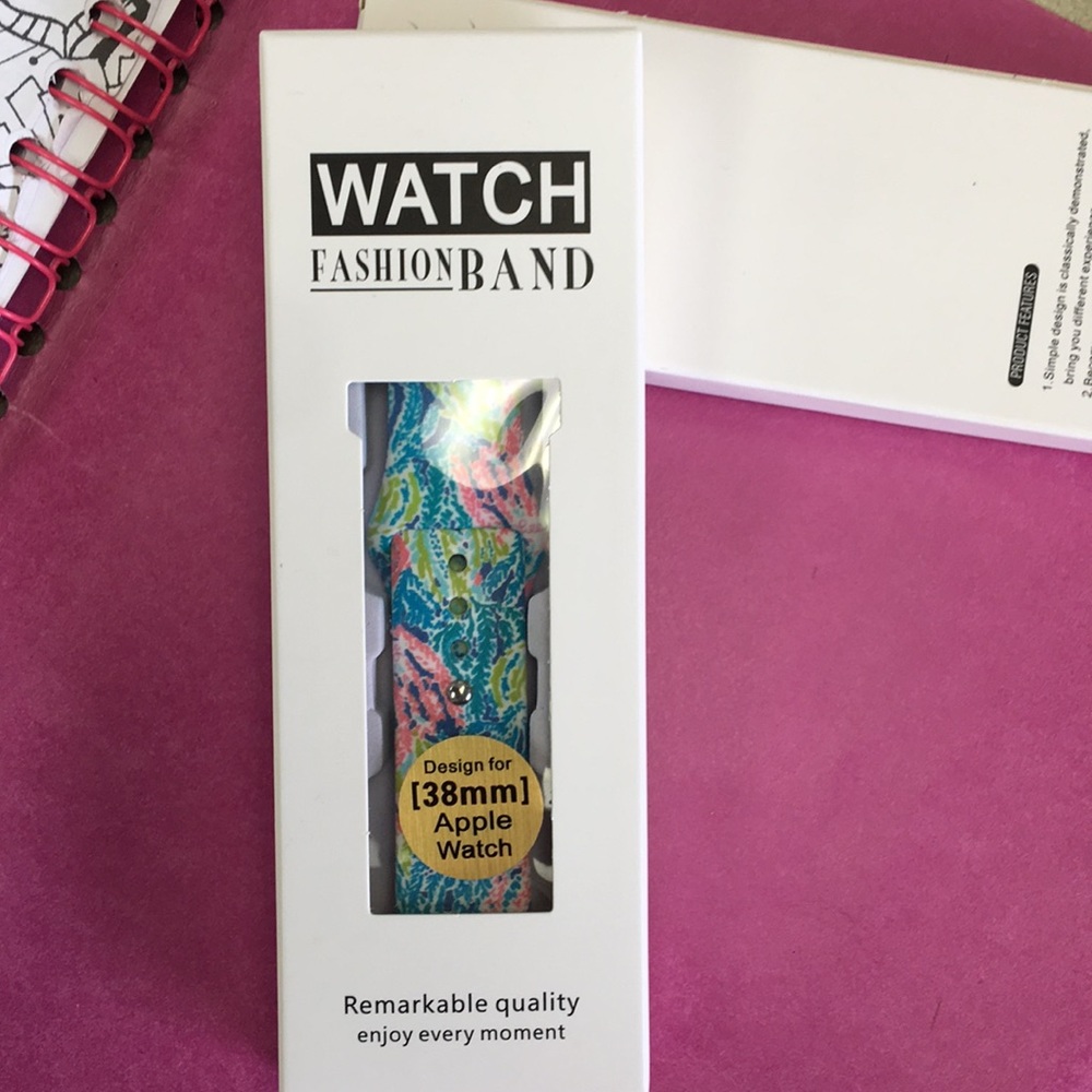 Lilly Coral Reef Apple Watch band